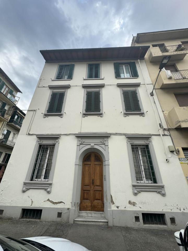 appartamento in vendita a Firenze in zona Careggi