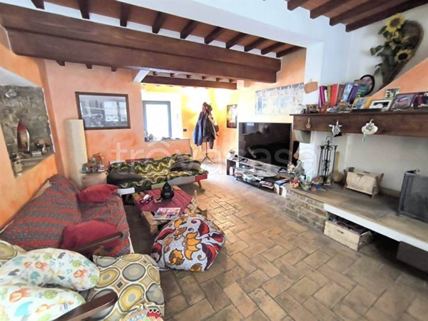 casa indipendente in vendita a Firenze in zona Isolotto