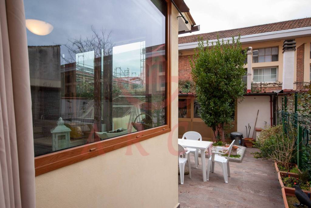 appartamento in vendita a Firenze in zona Statuto