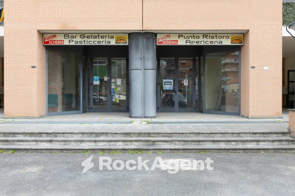 negozio in vendita a Firenze in zona Novoli