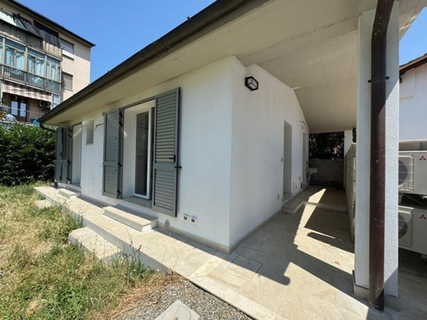 casa indipendente in vendita a Firenze in zona Isolotto