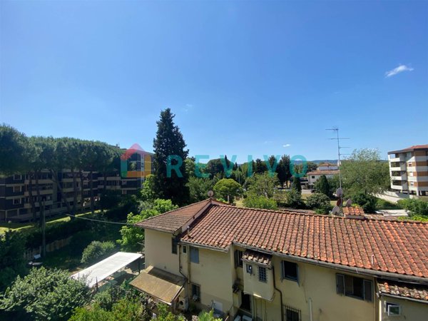 appartamento in vendita a Firenze in zona Isolotto