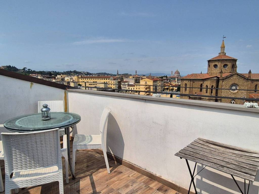 appartamento in vendita a Firenze in zona Campo di Marte