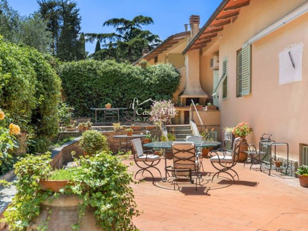 casa indipendente in vendita a Firenze in zona Careggi