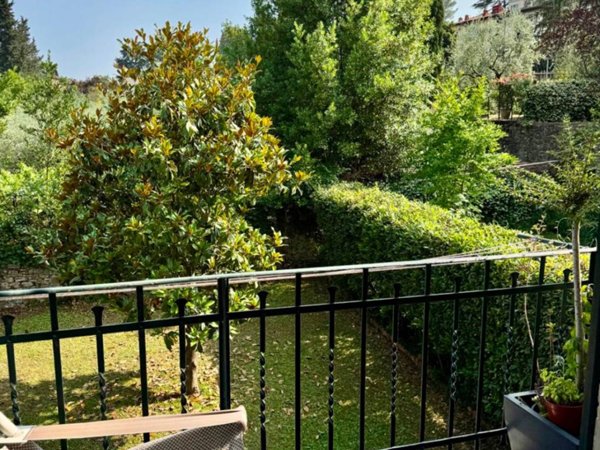 appartamento in vendita a Firenze in zona Bellosguardo