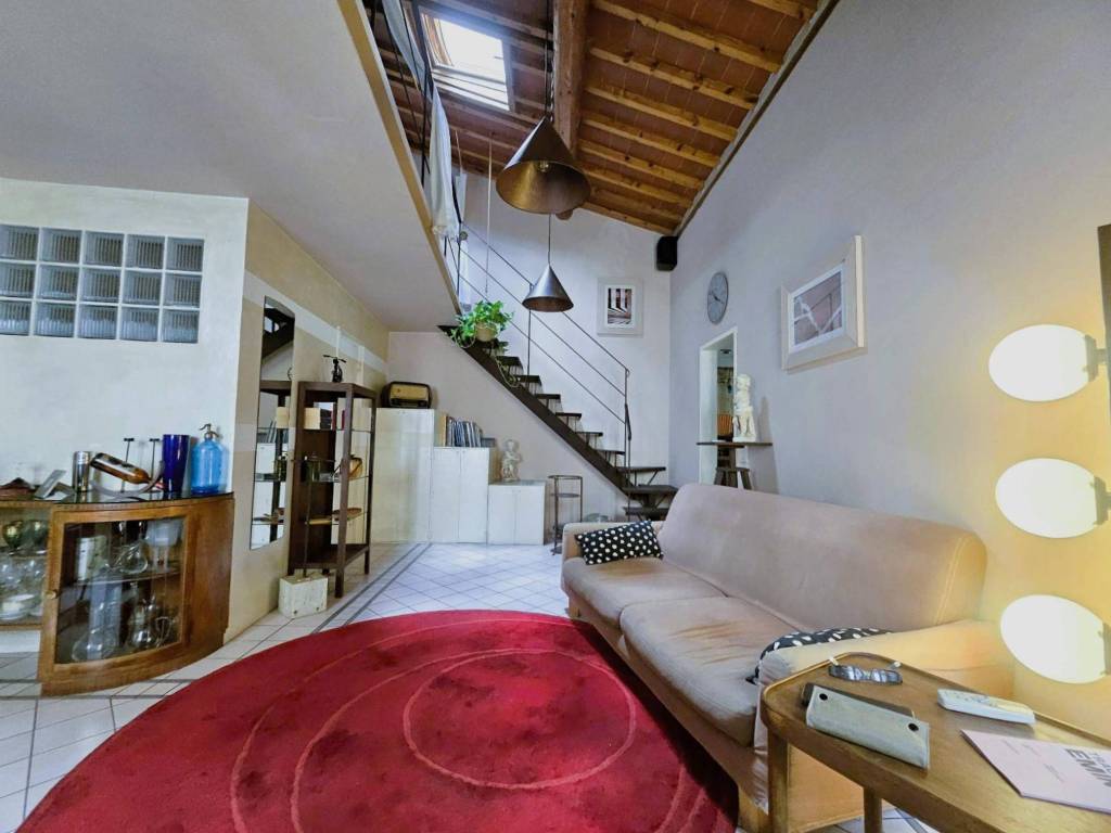 appartamento in vendita a Firenze in zona Centro Santa Maria Novella