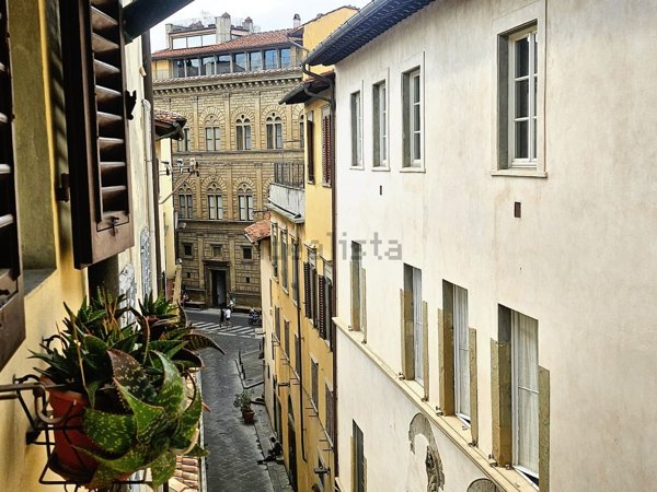 appartamento in vendita a Firenze in zona Centro Santa Maria Novella