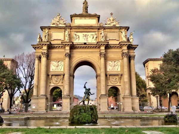 negozio in vendita a Firenze in zona Campo di Marte