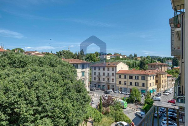 appartamento in vendita a Firenze in zona Statuto