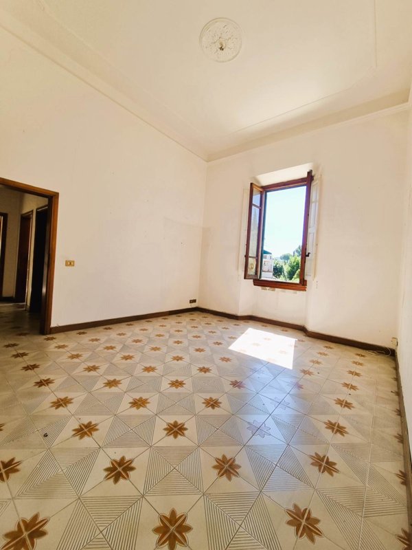 appartamento in vendita a Firenze in zona Campo di Marte