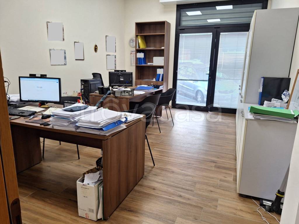 negozio in vendita a Firenze in zona Bellariva