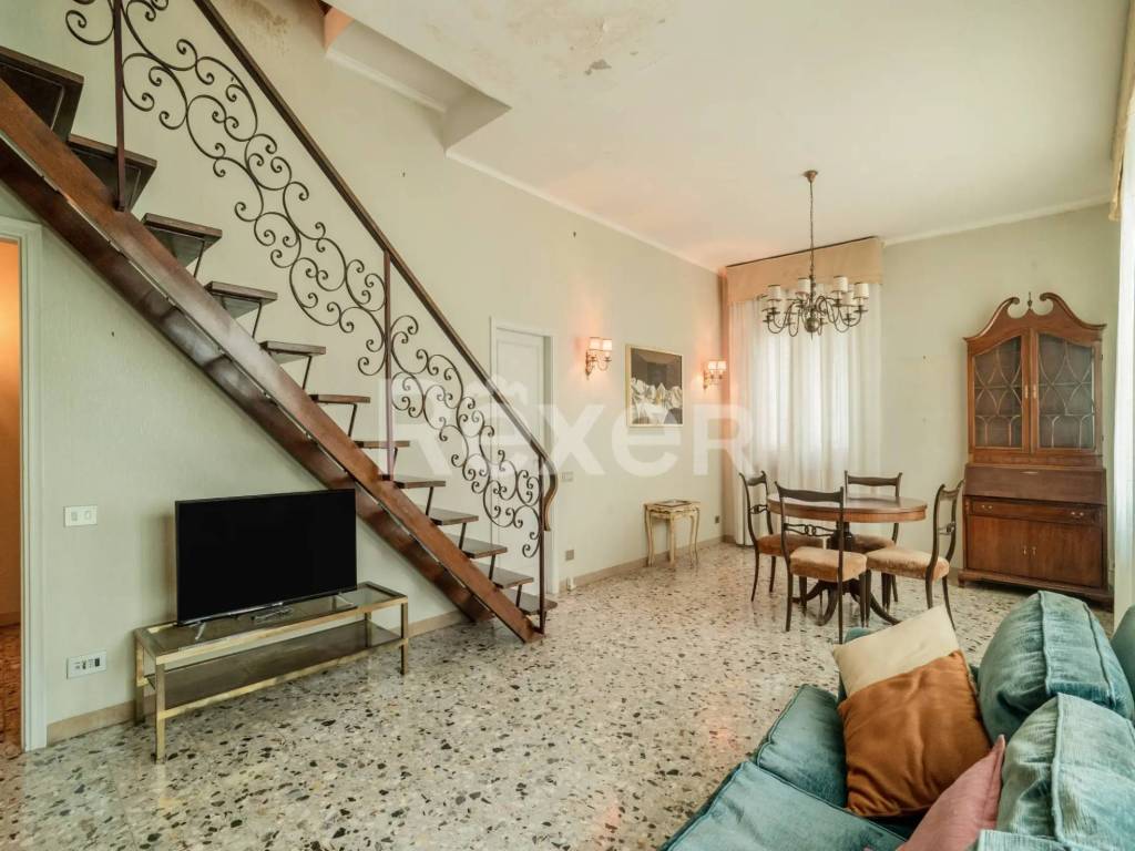 appartamento in vendita a Firenze in zona Pian dei Giullari