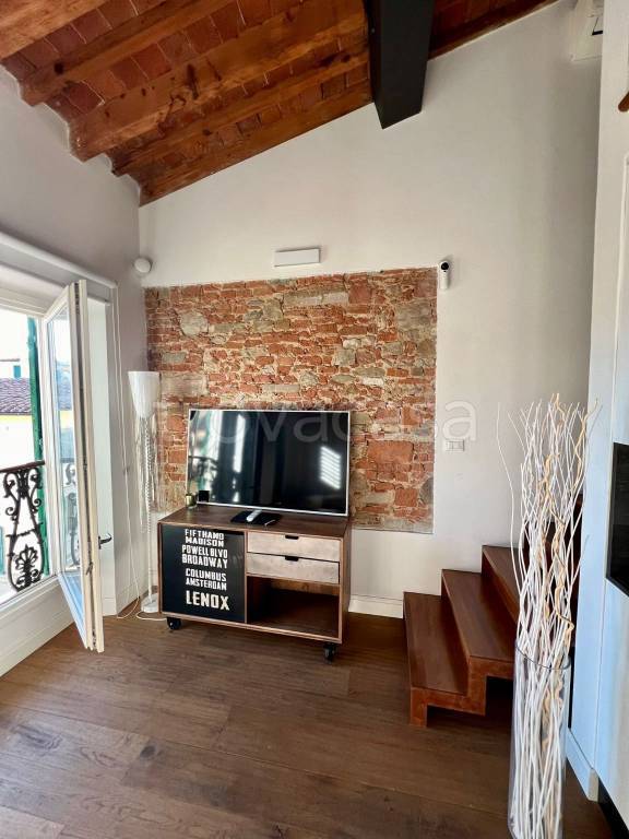 appartamento in vendita a Firenze in zona Centro San Frediano