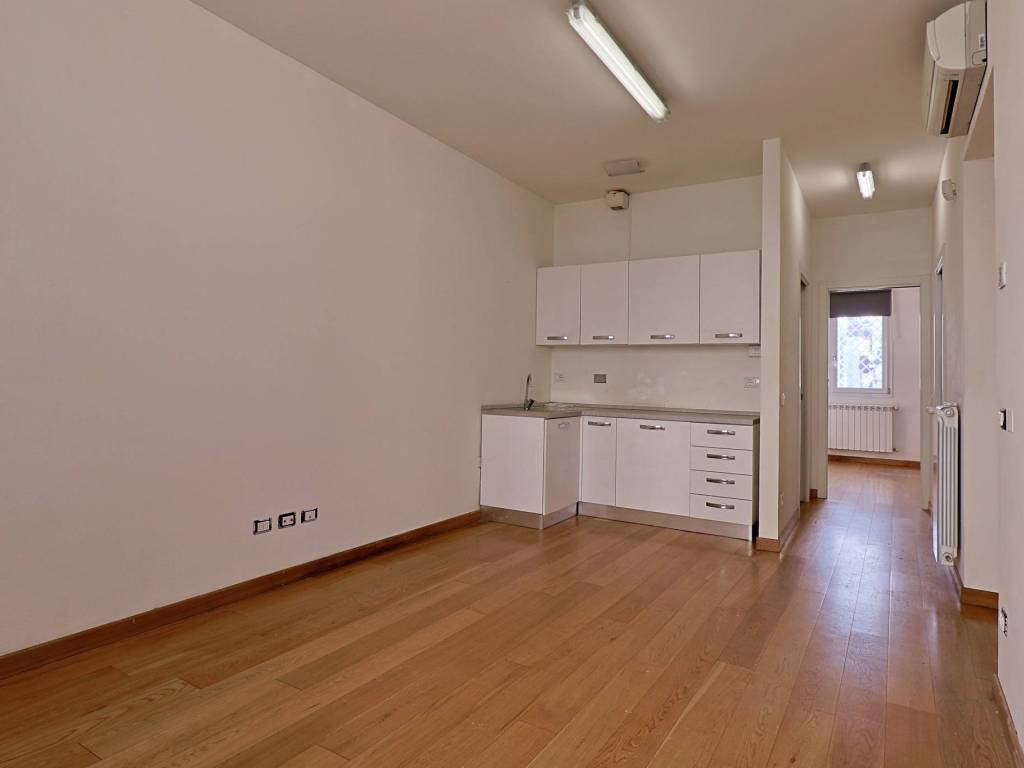 appartamento in vendita a Firenze in zona Careggi