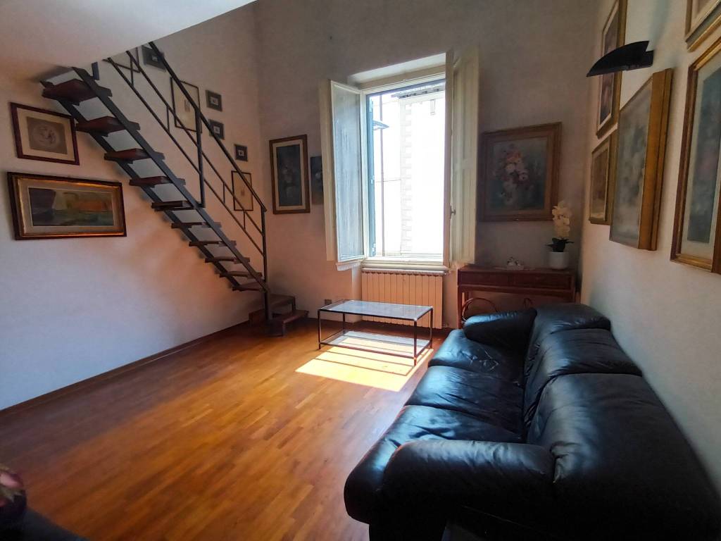 appartamento in vendita a Firenze in zona Le Cure