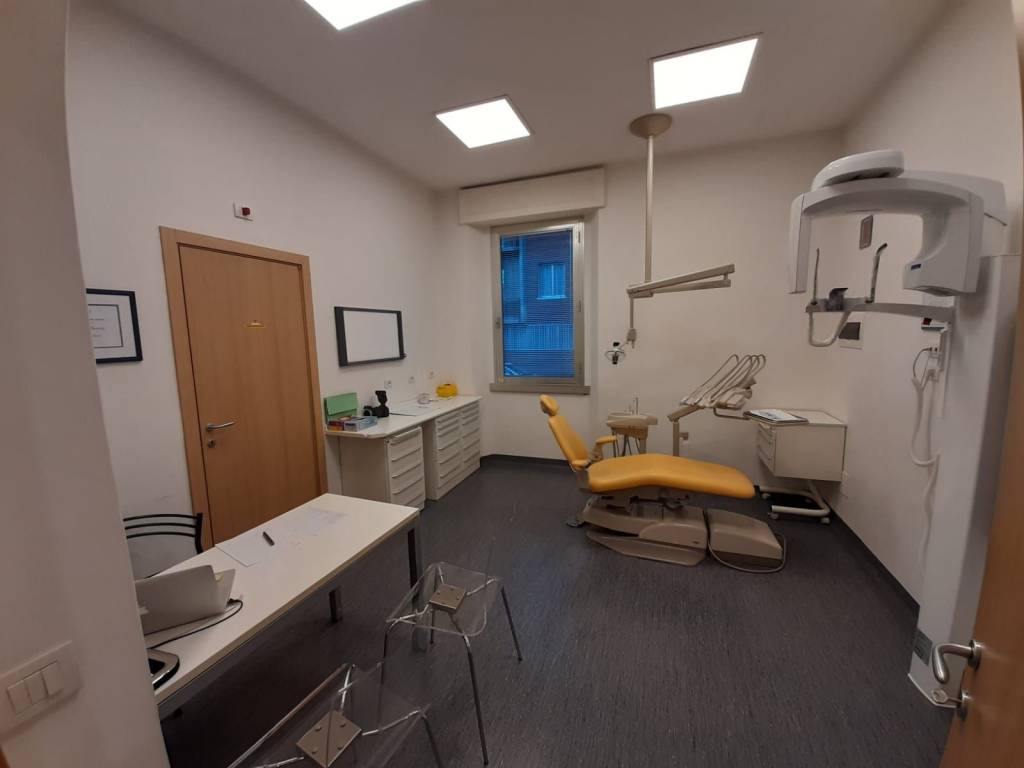 ufficio in vendita a Firenze in zona Campo di Marte