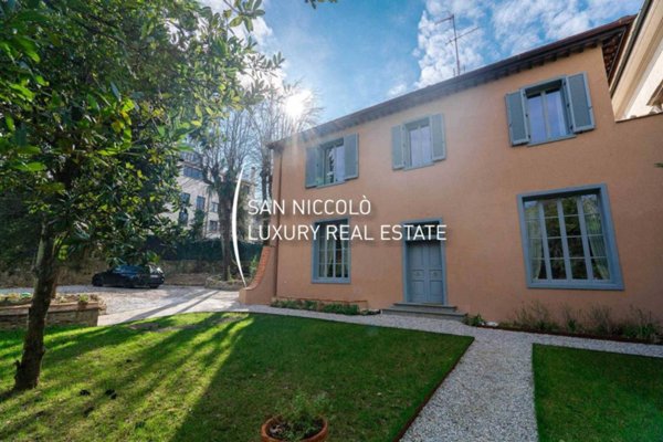 casa indipendente in vendita a Firenze in zona Galluzzo