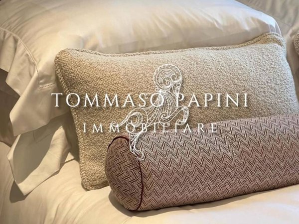 casa indipendente in vendita a Firenze in zona Isolotto