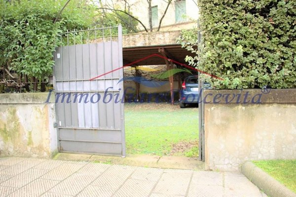 negozio in vendita a Firenze in zona Le Cure