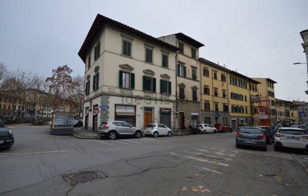 appartamento in vendita a Firenze in zona Statuto