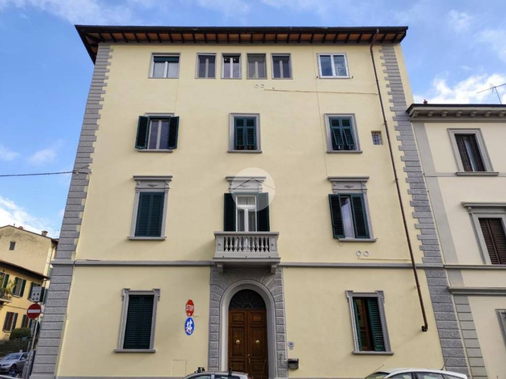 appartamento in vendita a Firenze in zona Campo di Marte
