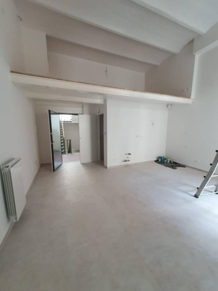 appartamento in vendita a Firenze in zona La Lastra