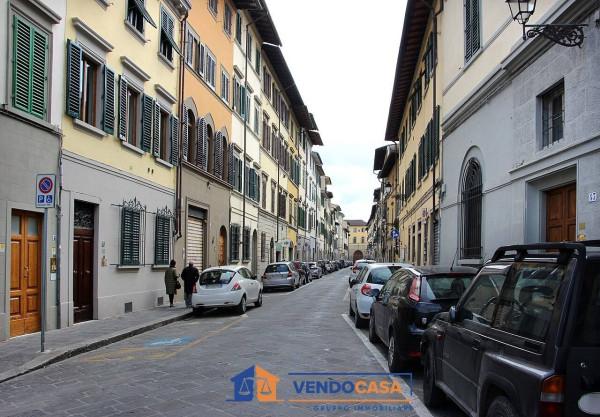 appartamento in vendita a Firenze in zona Centro Santa Croce