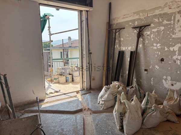 appartamento in vendita a Firenze in zona Varlungo