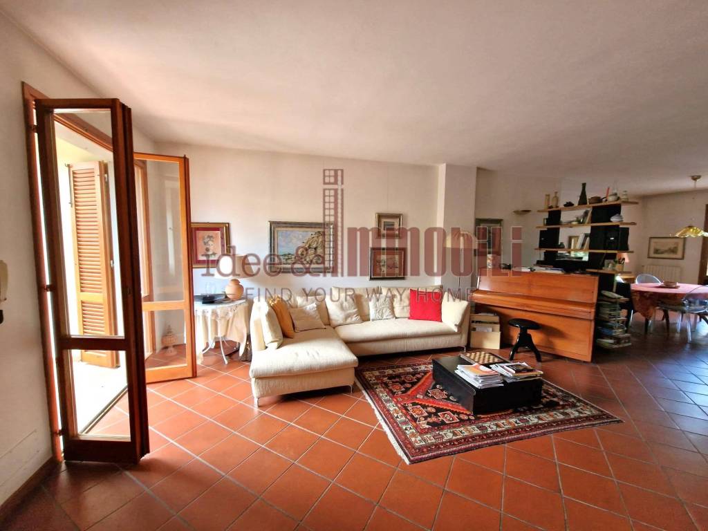 casa indipendente in vendita a Firenze in zona Ugnano