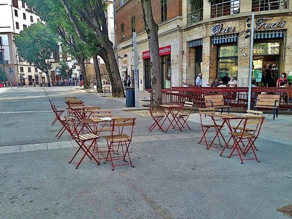 negozio in vendita a Firenze in zona Le Cure
