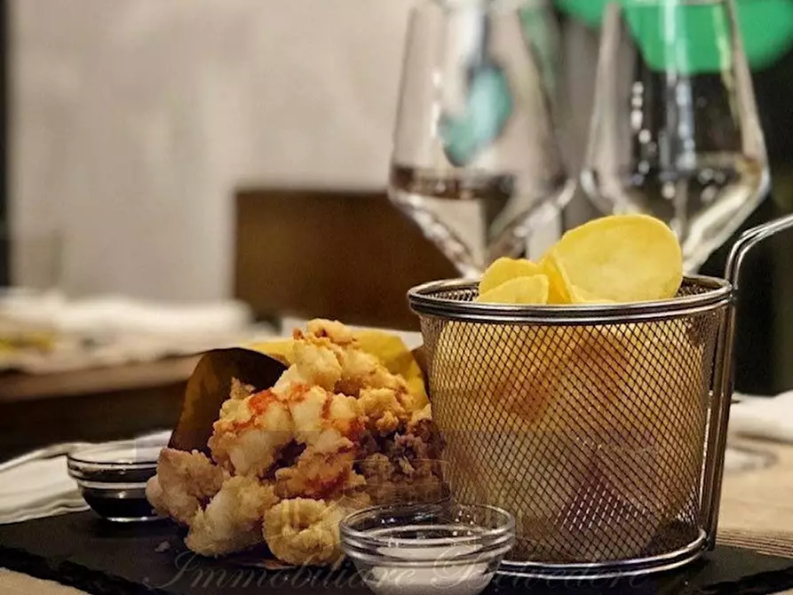 negozio in vendita a Firenze in zona Porta Romana