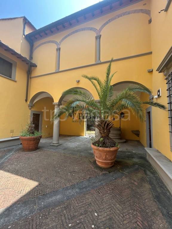 casa indipendente in vendita a Firenze