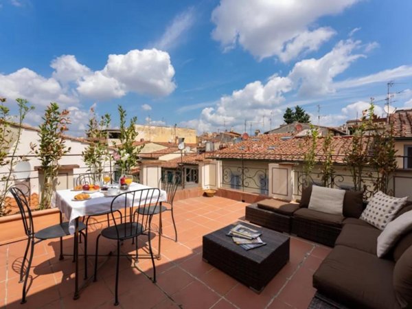 appartamento in vendita a Firenze in zona Centro Santa Croce