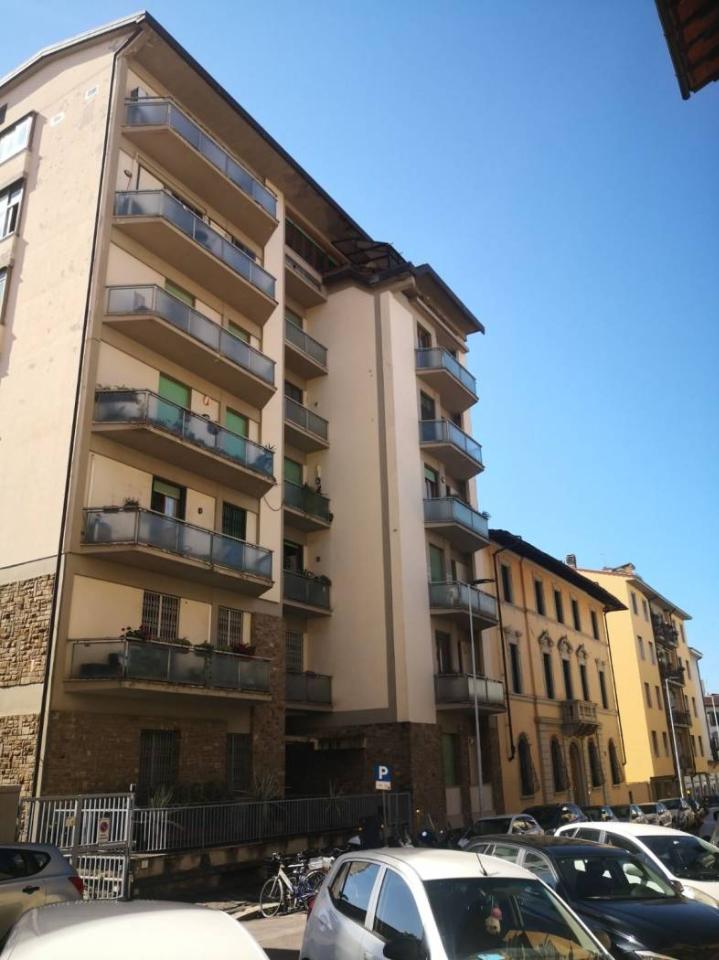 appartamento in vendita a Firenze in zona Campo di Marte