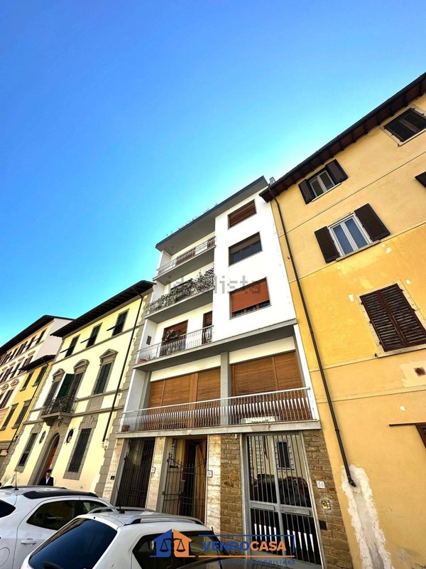 appartamento in vendita a Firenze in zona Campo di Marte
