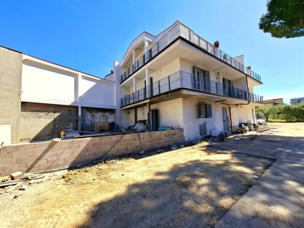 casa indipendente in vendita a Firenze in zona Peretola