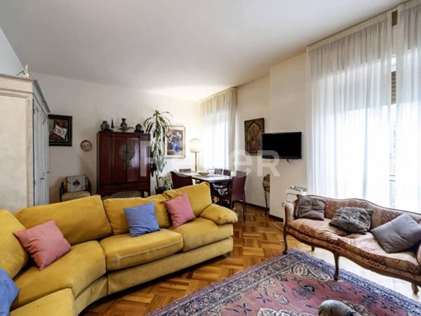 appartamento in vendita a Firenze in zona Campo di Marte