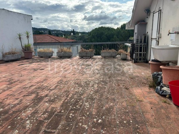 appartamento in vendita a Firenze in zona Coverciano