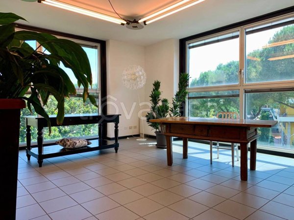 ufficio in vendita a Firenze in zona Gavinana