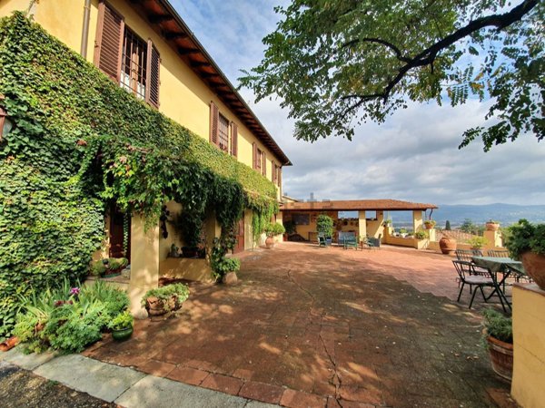 casa indipendente in vendita a Firenze in zona Ponte a Ema