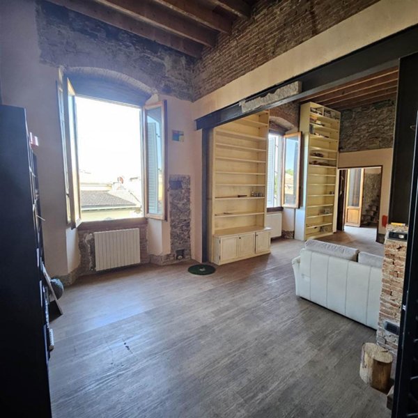 appartamento in vendita a Firenze in zona Campo di Marte