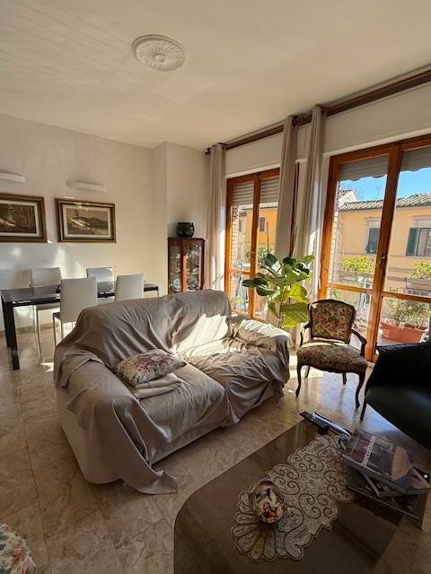 appartamento in vendita a Firenze in zona Campo di Marte