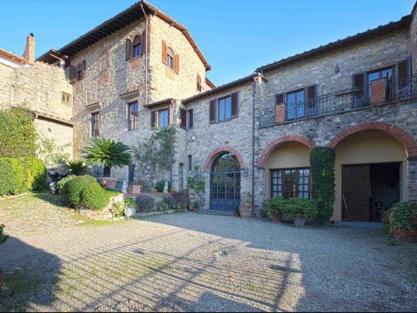 casa indipendente in vendita a Firenze in zona Bellosguardo