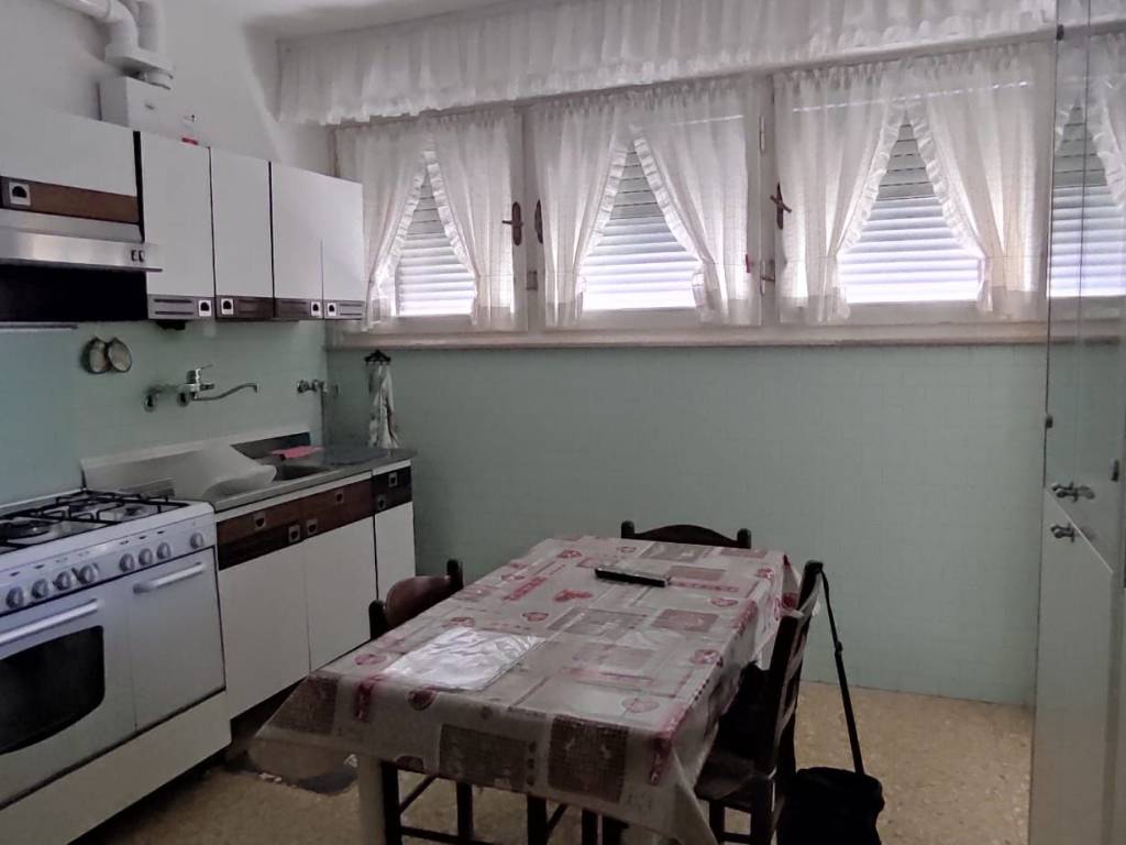 appartamento in vendita a Firenze in zona Isolotto