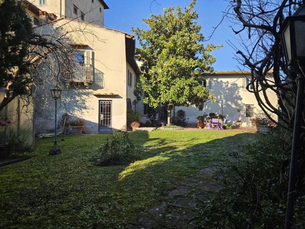 casa indipendente in vendita a Firenze in zona Gavinana