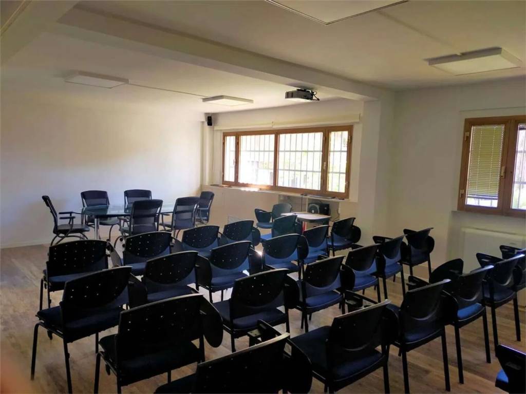 ufficio in vendita a Firenze in zona Campo di Marte