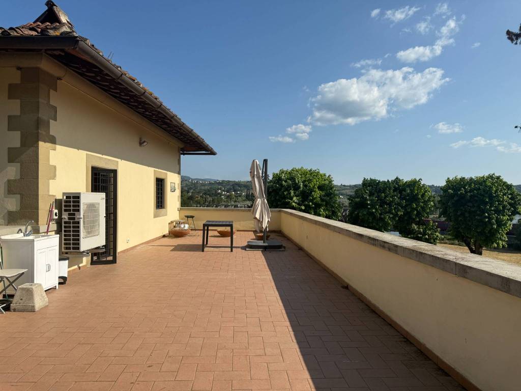 appartamento in vendita a Firenze in zona Rovezzano