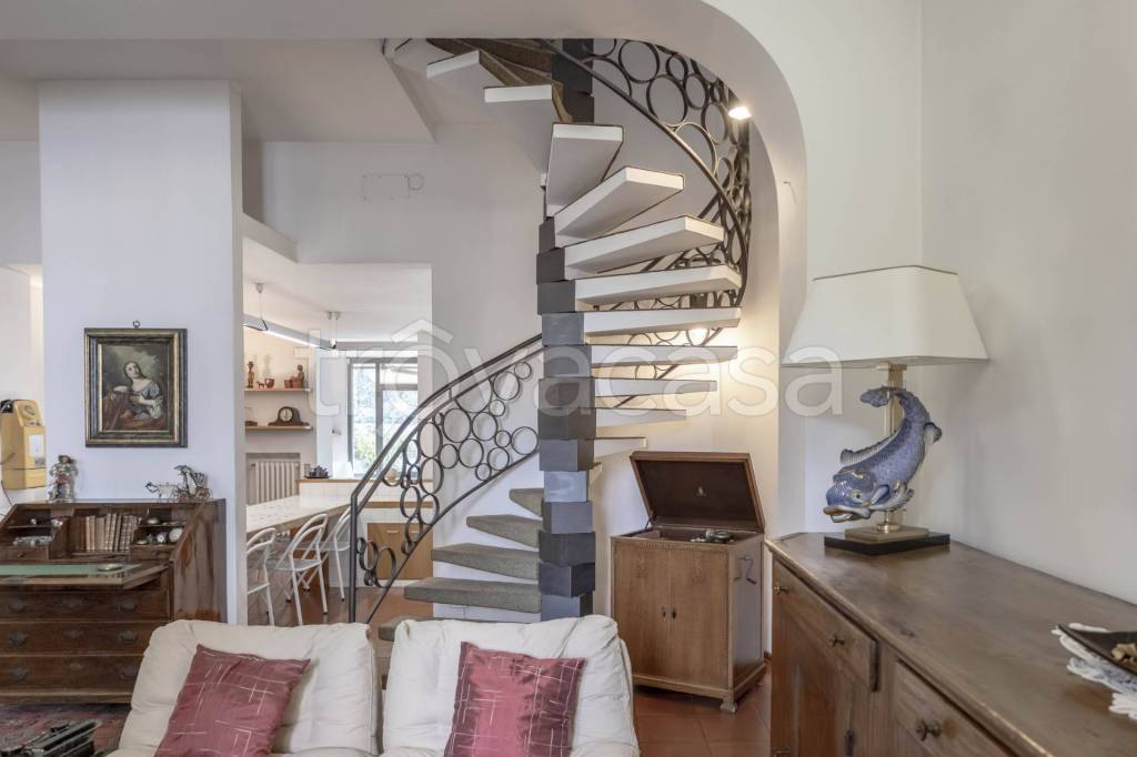 casa indipendente in vendita a Firenze in zona Legnaia