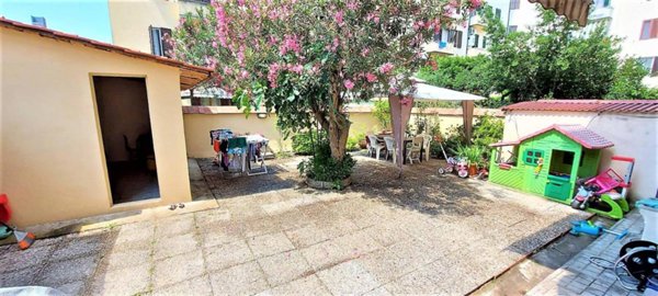 appartamento in vendita a Firenze in zona La Lastra
