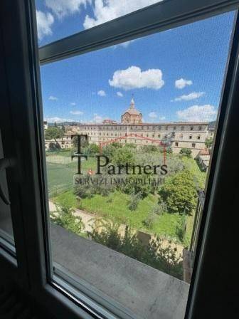 appartamento in vendita a Firenze in zona Campo di Marte